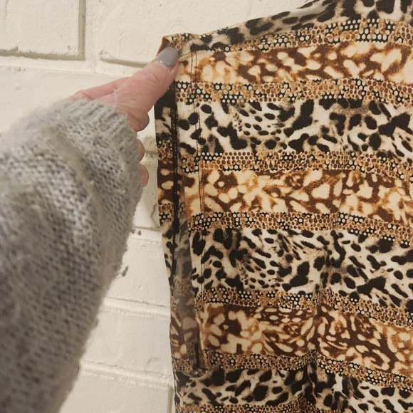 Ruby Rd. Woman 2X Top - Picture 3 of 7